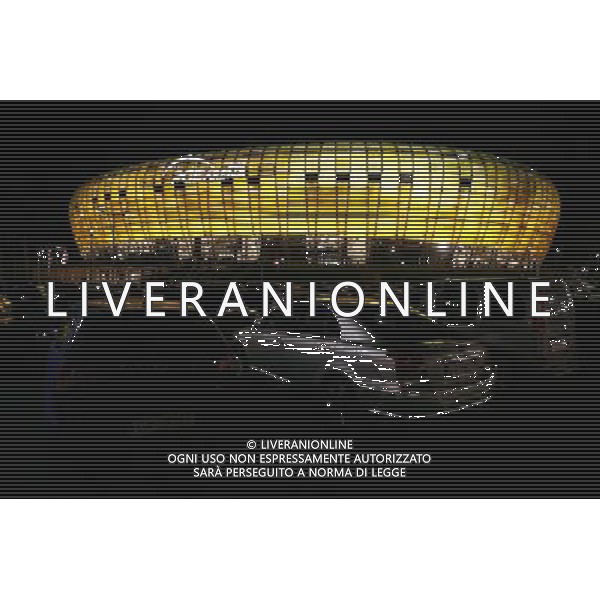 GDANSK , PGE ARENA 28.11.2011 T MOBILE EKSTRAKLASA PILKA NOZNA MECZ LECHIA GDANSK VS RUCH CHORZOW POLISH FOOTBALL LEAGUE MATCH LECHIA GDANSK VS RUCH CHORZOW NZ PGE Arena stadion widok ogolny zewnatrz podswietlenie iluminacja euro 2012 general view night noc kibic fan parking auto samochod car lot FOT. WOJCIECH FIGURSKI / NEWSPIX.PL --- Newspix.pl EDIZIONE EUROPEI 2012 UCRAINA POLONIA CALCIO STADI AG ALDO LIVERANI SAS - ITALY ONLY - *** Local Caption *** _