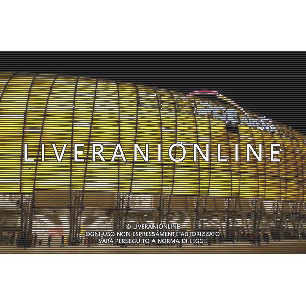 GDANSK , PGE ARENA 28.11.2011 T MOBILE EKSTRAKLASA PILKA NOZNA MECZ LECHIA GDANSK VS RUCH CHORZOW POLISH FOOTBALL LEAGUE MATCH LECHIA GDANSK VS RUCH CHORZOW NZ PGE Arena stadion widok ogolny zewnatrz podswietlenie iluminacja euro 2012 general view night noc FOT. WOJCIECH FIGURSKI / NEWSPIX.PL --- Newspix.pl EDIZIONE EUROPEI 2012 UCRAINA POLONIA CALCIO STADI AG ALDO LIVERANI SAS - ITALY ONLY - *** Local Caption *** _