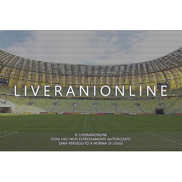 11.10.2011 GDANSK (GDANSK, POLAND), UL. BOHATEROW LECHII, STADION MIEJSKI, PGE ARENA (CITY STADIUM, PGE ARENA) ARENA MISTRZOSTW EUROPY UEFA EURO 2012 OFICJALNA WIZYTA PREZYDENTA UEFA W POLSCE (PRESIDENT UEFA IN POLAND) NZ PGE ARENA GDANSK FOTO LUKASZ GROCHALA/CYFRASPORT/NEWSPIX.PL --- Newspix.pl EDIZIONE EUROPEI 2012 UCRAINA POLONIA CALCIO STADI AG ALDO LIVERANI SAS - ITALY ONLY - *** Local Caption *** _