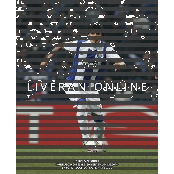 20120216: PORTO, PORTUGAL - UEFA Europa League 2011/2012 - 1/16 Final - 1st Leg: FC Porto vs Man. City. In photo: PHOTO: Manuel Azevedo/CITYFILES UEFA LIGA EUROPY EUROPEJSKA SEZON 2011/2012 PILKA NOZNA FC PORTO vs MANCHESTER CITY FOT. CITYFILES/NEWSPIX.PL PORTUGAL,BRAZIL,SPAIN,GERMANY,FRANCE,UK OUT !!! --- Newspix.pl PORTO MANCHESTER CITY *** Local Caption *** .