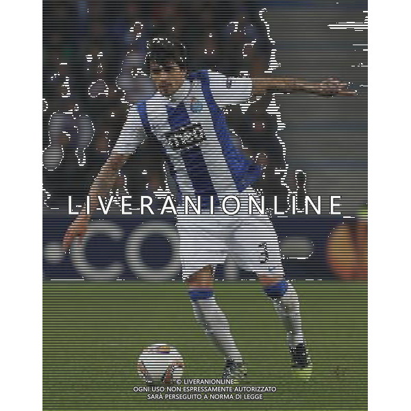 20120216: PORTO, PORTUGAL - UEFA Europa League 2011/2012 - 1/16 Final - 1st Leg: FC Porto vs Man. City. In photo: PHOTO: Manuel Azevedo/CITYFILES UEFA LIGA EUROPY EUROPEJSKA SEZON 2011/2012 PILKA NOZNA FC PORTO vs MANCHESTER CITY FOT. CITYFILES/NEWSPIX.PL PORTUGAL,BRAZIL,SPAIN,GERMANY,FRANCE,UK OUT !!! --- Newspix.pl PORTO MANCHESTER CITY *** Local Caption *** .