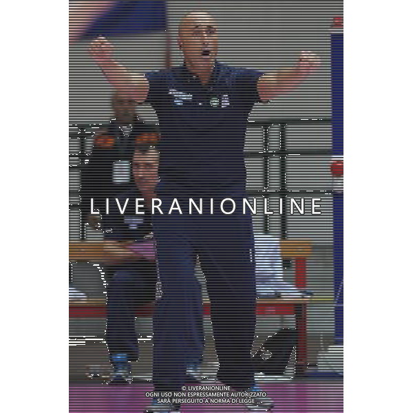 Monza - 16/02/2012 Supercoppa Italiana pallavolo femminile Norda Foppapedretti Bergamo - MC Carnaghi Villa Cortese nella foto: Marcello Abbondanza allenatore della MC Carnaghi Villa Cortese foto Roberto Garavaglia - ag. Aldo Liverani sas