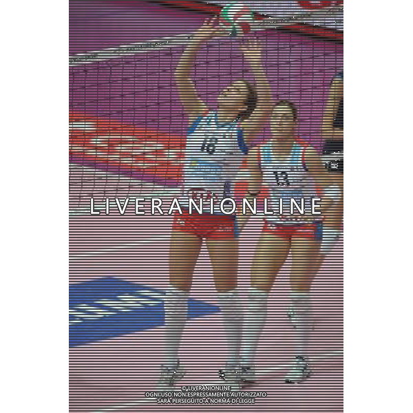 Monza - 16/02/2012 Supercoppa Italiana pallavolo femminile Norda Foppapedretti Bergamo - MC Carnaghi Villa Cortese nella foto: Valentina Serena (Norda Foppapedretti Bergamo) foto Roberto Garavaglia - ag. Aldo Liverani sas