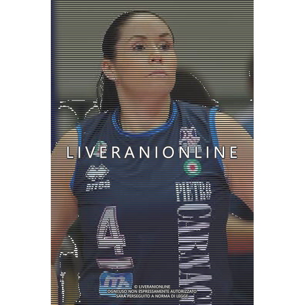 Monza - 16/02/2012 Supercoppa Italiana pallavolo femminile Norda Foppapedretti Bergamo - MC Carnaghi Villa Cortese nella foto: Lindsey Berg (MC Carnaghi Villa Cortese) foto Roberto Garavaglia - ag. Aldo Liverani sas