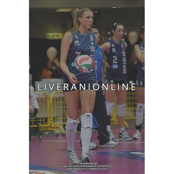 Monza - 16/02/2012 Supercoppa Italiana pallavolo femminile Norda Foppapedretti Bergamo - MC Carnaghi Villa Cortese nella foto: Martina Guiggi (MC Carnaghi Villa Cortese) foto Roberto Garavaglia - ag. Aldo Liverani sas