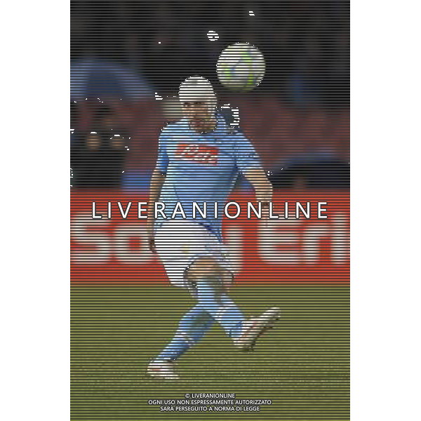 Napoli - 21/02/2012 - Stadio San Paolo - Uefa Champions League 2011/2012 - Ottavi di finale andata - Napoli vs Chelsea - nella foto: Hugo Campagnaro å© Fabrizio Corradetti - Ag. Aldo Liverani sas