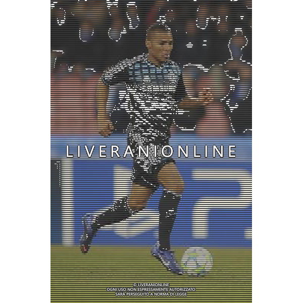 Napoli - 21/02/2012 - Stadio San Paolo - Uefa Champions League 2011/2012 - Ottavi di finale andata - Napoli vs Chelsea - nella foto: Florent Malouda å© Fabrizio Corradetti - Ag. Aldo Liverani sas