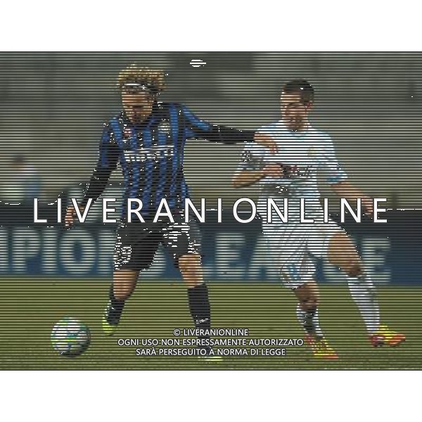 UEFA Champions League 2011/2012 Ottavi di Finale Andata Marsiglia (Francia) - 22.02.2012 Olympique Marsiglia-Inter Nella Foto: diego forlan e azpilicueta /Ph.Vitez-Ag. Aldo Liverani