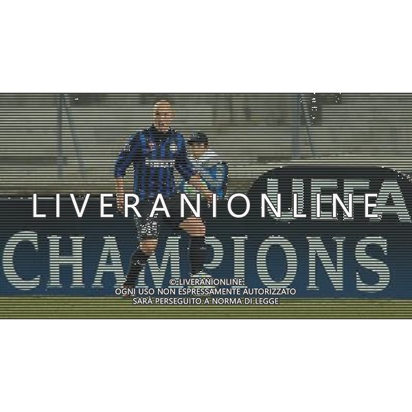 UEFA Champions League 2011/2012 Ottavi di Finale Andata Marsiglia (Francia) - 22.02.2012 Olympique Marsiglia-Inter Nella Foto:Cambiasso Esteban /Ph.Vitez-Ag. Aldo Liverani