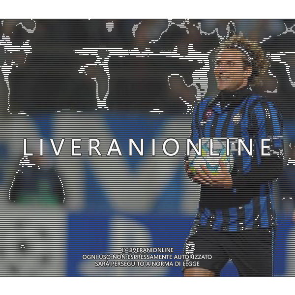 UEFA Champions League 2011/2012 Ottavi di Finale Andata Marsiglia (Francia) - 22.02.2012 Olympique Marsiglia-Inter Nella Foto:Forlan Diego /Ph.Vitez-Ag. Aldo Liverani