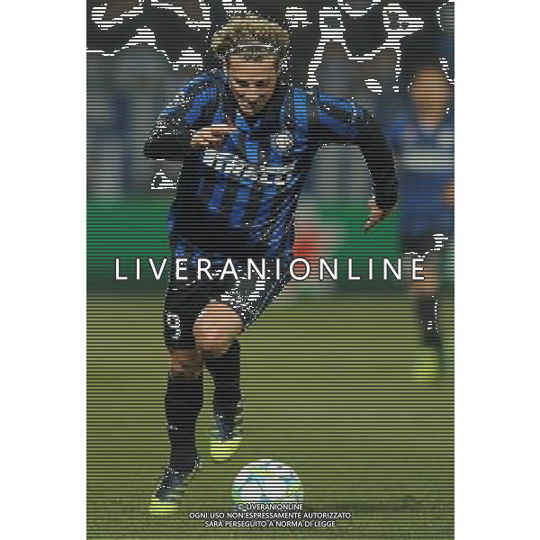 UEFA Champions League 2011/2012 Ottavi di Finale Andata Marsiglia (Francia) - 22.02.2012 Olympique Marsiglia-Inter Nella Foto:Forlan Diego /Ph.Vitez-Ag. Aldo Liverani