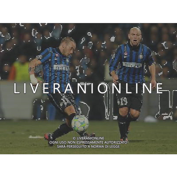 UEFA Champions League 2011/2012 Ottavi di Finale Andata Marsiglia (Francia) - 22.02.2012 Olympique Marsiglia-Inter Nella Foto:Sneijder Wesley-Cambiasso Esteban /Ph.Vitez-Ag. Aldo Liverani