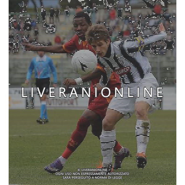 64¡ Viareggio Cup World Football Tournament Coppa Carnevale 2012 Finale Viareggio (LU) - 20.02.2012 Roma-Juventus Nella Foto:Rubin Gianluca-Tallo Gadji Celi Junior /Ph.Vitez-Ag. Aldo Liverani