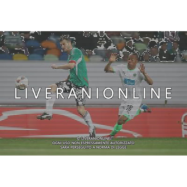 23.02.2012 LIZBONA STADION ESTADIO JOSE ALVALADE, (PORTUGAL, LISBON ESTADIO JOSE ALVALANDE), PILKA NOZNA (FOOTBALL), LIGA EUROPY UEFA - 1/16FINAüU MECZ REWANZOWY (EUROPEAN LEAGUE 1/16 FINAL SECOND GAME) , MECZ SPORTING LIZBONA - LEGIA WARSZAWA (GAME SPORTING LISBON-LEGIA WARSAW) NZ MICHAL ZEWLAKOW FOTO LUKASZ GROCHALA/CYFRASPORT / NEWSPIX.PL --- Newspix.pl /AG ALDO LIVERANI SAS - ITALY ONLY - *** Local Caption *** .