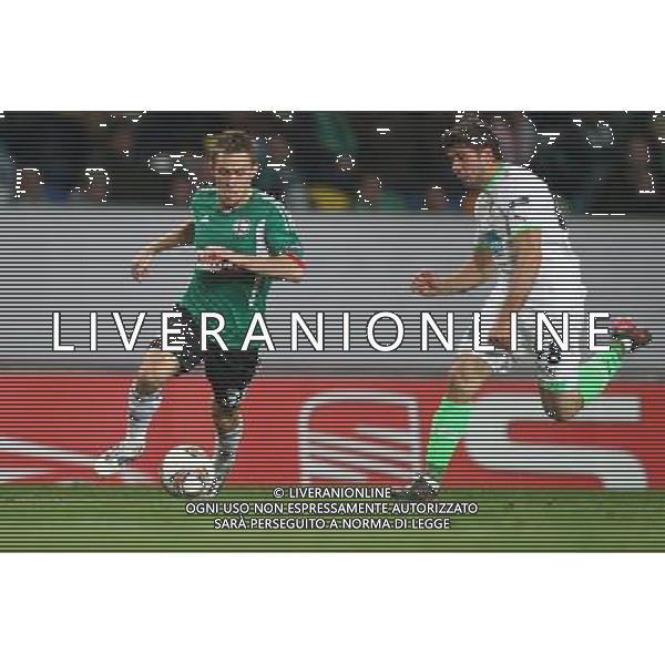 23.02.2012 LIZBONA STADION ESTADIO JOSE ALVALADE, (PORTUGAL, LISBON ESTADIO JOSE ALVALANDE), PILKA NOZNA (FOOTBALL), LIGA EUROPY UEFA - 1/16FINALU MECZ REWANZOWY (EUROPEAN LEAGUE 1/16 FINAL SECOND GAME) , MECZ SPORTING LIZBONA - LEGIA WARSZAWA (GAME SPORTING LISBON-LEGIA WARSAW) NZ MACIEJ RYBUS FOTO LUKASZ GROCHALA/CYFRASPORT / NEWSPIX.PL --- Newspix.pl /AG ALDO LIVERANI SAS - ITALY ONLY - *** Local Caption *** .