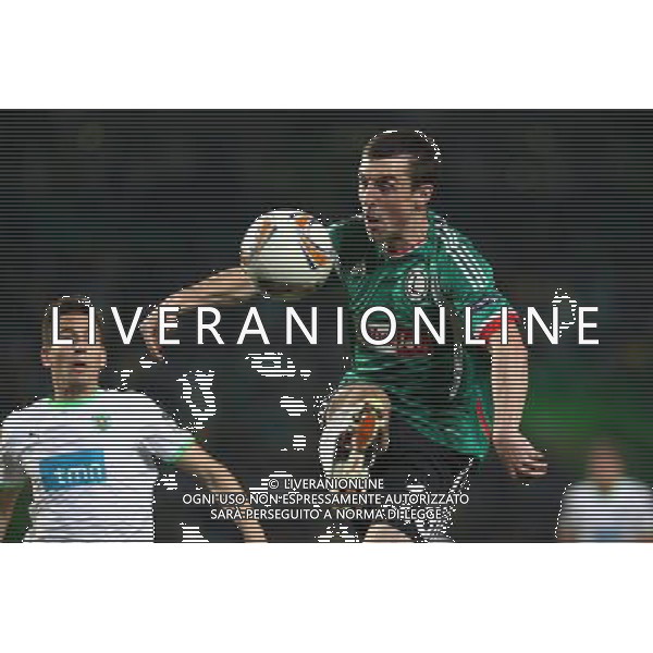 23.02.2012 LIZBONA STADION ESTADIO JOSE ALVALADE, (PORTUGAL, LISBON ESTADIO JOSE ALVALANDE), PILKA NOZNA (FOOTBALL), LIGA EUROPY UEFA - 1/16FINAüU MECZ REWANZOWY (EUROPEAN LEAGUE 1/16 FINAL SECOND GAME) , MECZ SPORTING LIZBONA - LEGIA WARSZAWA (GAME SPORTING LISBON-LEGIA WARSAW) NZ MICHAL KUCHARCZYK FOTO LUKASZ GROCHALA/CYFRASPORT / NEWSPIX.PL --- Newspix.pl /AG ALDO LIVERANI SAS - ITALY ONLY - *** Local Caption *** .