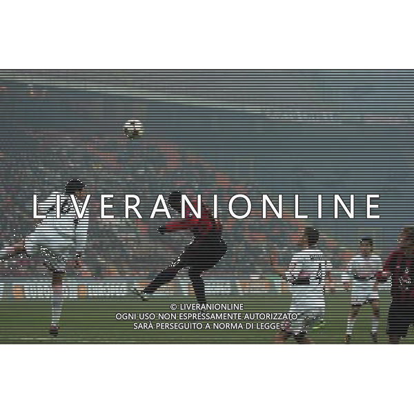 MILANO,12-01-05-DFP/FOTO GIORGIO RAVEZZANI COPPA ITALIA[ MILAN-PALERMO: CLARENCE SEEDORF AG ALDO LIVERANI SAS