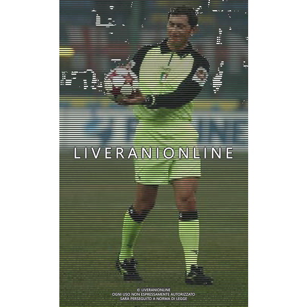 MILANO,12-01-05-DFP/FOTO GIORGIO RAVEZZANI COPPA ITALIA[ MILAN-PALERMO: ARBITRO PALANCA LUCA AG ALDO LIVERANI SAS