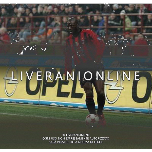 MILANO,12-01-05-DFP/FOTO GIORGIO RAVEZZANI COPPA ITALIA[ MILAN-PALERMO: HARVEY DELANO ESAJAS AG ALDO LIVERANI SAS