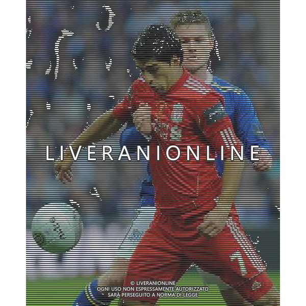 Liverpool\'s Luis Suarez shields the ball from Cardiff City\'s Aron Gunnarsson Football - Carling Cup Final - Cardiff City v Liverpool - Sunday 26 February 2012 - Wembley Stadium - London å© CameraSport - 43 Linden Ave. Countesthorpe. Leicester. England. LE8 5PG - Tel: +44 (0) 116 277 4147 - admin@camerasport.com - www.camerasport.com AG ALDO LIVERANI S A S ONLY ITALY