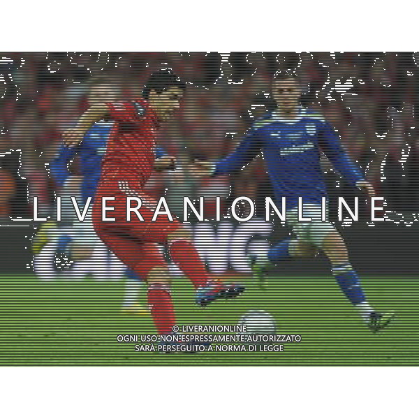 Liverpool\'s Luis Suarez in action during todays match Football - Carling Cup Final - Cardiff City v Liverpool - Sunday 26 February 2012 - Wembley Stadium - London å© CameraSport - 43 Linden Ave. Countesthorpe. Leicester. England. LE8 5PG - Tel: +44 (0) 116 277 4147 - admin@camerasport.com - www.camerasport.com AG ALDO LIVERANI S A S ONLY ITALY