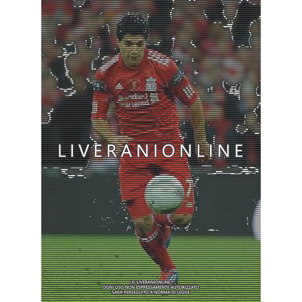 Liverpool\'s Luis Suarez in action during todays match Football - Carling Cup Final - Cardiff City v Liverpool - Sunday 26 February 2012 - Wembley Stadium - London å© CameraSport - 43 Linden Ave. Countesthorpe. Leicester. England. LE8 5PG - Tel: +44 (0) 116 277 4147 - admin@camerasport.com - www.camerasport.com AG ALDO LIVERANI S A S ONLY ITALY