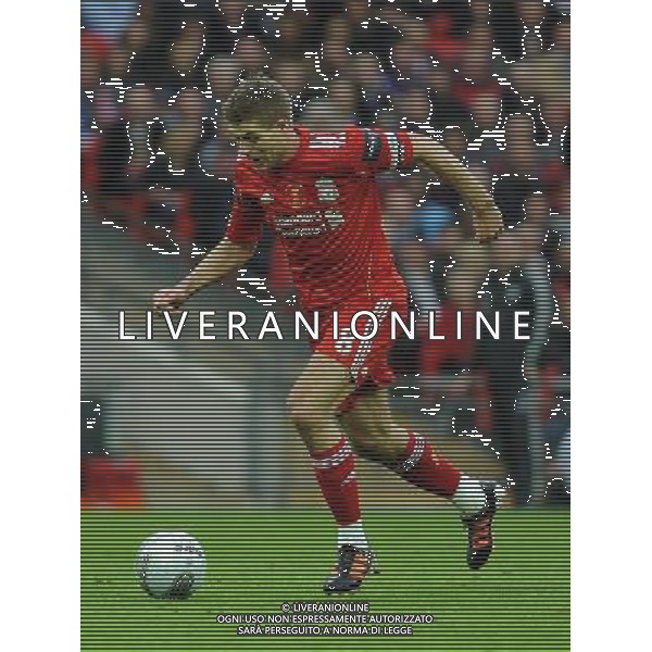 Liverpool\'s Steven Gerrard in action during todays match Football - Carling Cup Final - Cardiff City v Liverpool - Sunday 26 February 2012 - Wembley Stadium - London å© CameraSport - 43 Linden Ave. Countesthorpe. Leicester. England. LE8 5PG - Tel: +44 (0) 116 277 4147 - admin@camerasport.com - www.camerasport.com AG ALDO LIVERANI S A S ONLY ITALY