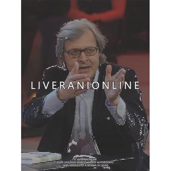 COLOGNO M.se (MI) 25/2/2012 STUDI MEDIASET TRASMISSIONE TELEVISIVA: -CHIAMBRETTI SUNDAY NIGHT SHOW- NELLA FOTO VITTORIO SGARBI FOTO ROMANO/AG ALDO LIVERANI 