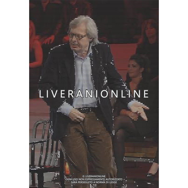 COLOGNO M.se (MI) 25/2/2012 STUDI MEDIASET TRASMISSIONE TELEVISIVA: -CHIAMBRETTI SUNDAY NIGHT SHOW- NELLA FOTO VITTORIO SGARBI FOTO ROMANO/AG ALDO LIVERANI 