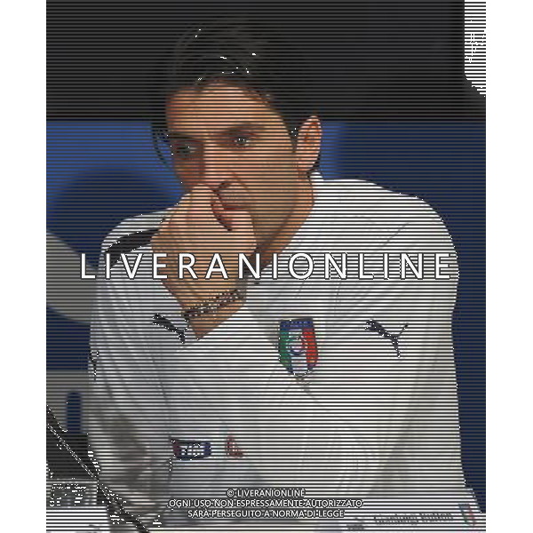 Raduno Nazionale Italiana a Genova Genova - 27.02.2012 Conferenza Stampa e Presentazione Nuova Maglia da Away Puma Nella Foto:Gianluigi Buffon /Ph.Vitez-Ag. Aldo Liverani