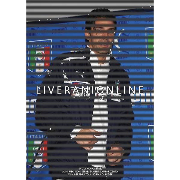Raduno Nazionale Italiana a Genova Genova - 27.02.2012 Conferenza Stampa e Presentazione Nuova Maglia da Away Puma Nella Foto:Gianluigi Buffon /Ph.Vitez-Ag. Aldo Liverani
