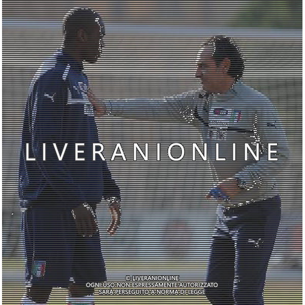 Raduno Nazionale Italiana a Genova Genova - 27.02.2012 Allenamento Nella Foto:cesare prandelli ogbonna angelo /Ph.Vitez-Ag. Aldo Liverani