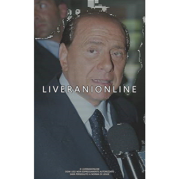 MILANO 12/6/2004 SEGGIO ELETTORALE DI VIA SCROSATI, 4 NELLA FOTO SILVIO BERLUSCONI FOTO MARIO ROMANO/AG ALDO LIVERANI