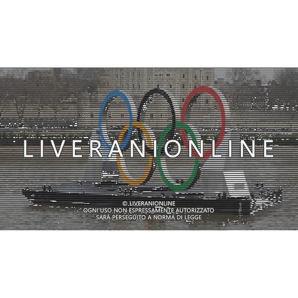 Mayor Boris Johnson watches the 11ft Olympic Rings go down the Thames and under Tower Bridge by City Hall today 28th February 2012 to let the general public know that there is only 150 days left until the Olympic Games begin in London, picture by Marc Larkin/ /PHOTOSHOT/AG ALDO LIVERANI SAS - ITALY ONLY -