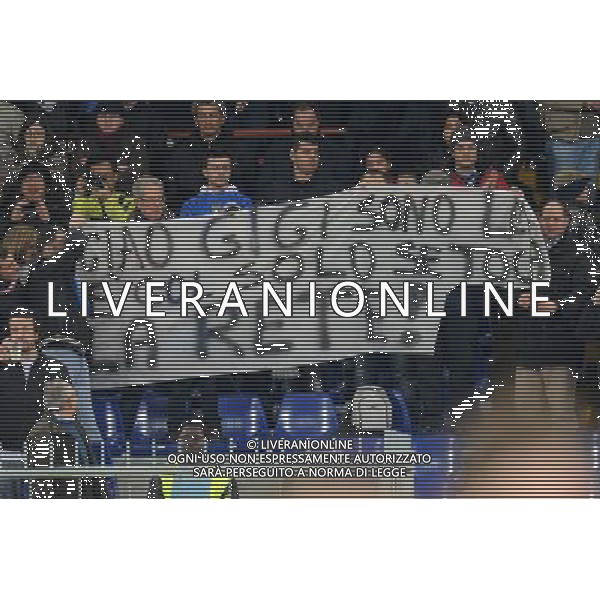 Amichevole Nazionale Genova 29-02-2012 Italia - USA nella foto: striscione ironico sul gol non visto in Milan Juve foto Roberto Garavaglia - ag. Aldo Liverani sas