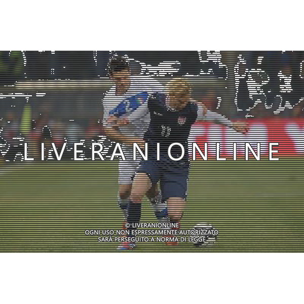 Amichevole Nazionale Genova 29-02-2012 Italia - USA nella foto: Brek Shea (USA) e dietro Christian Maggio (Italia) foto Roberto Garavaglia - ag. Aldo Liverani sas