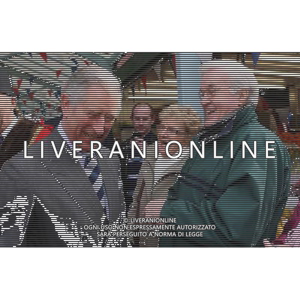 The Prince of Wales laughs as he is greeted by members of the public during a tour of the Market in the centre of Great Yarmouth in Norfolk. ©photoshot/AGENZIA ALDO LIVERANI SAS - ITALY ONLY - REALI INGLESI: Il Principe Carlo d\'inghiletrra in visita nel centro di Great Yarmouth, nel Norfolk.