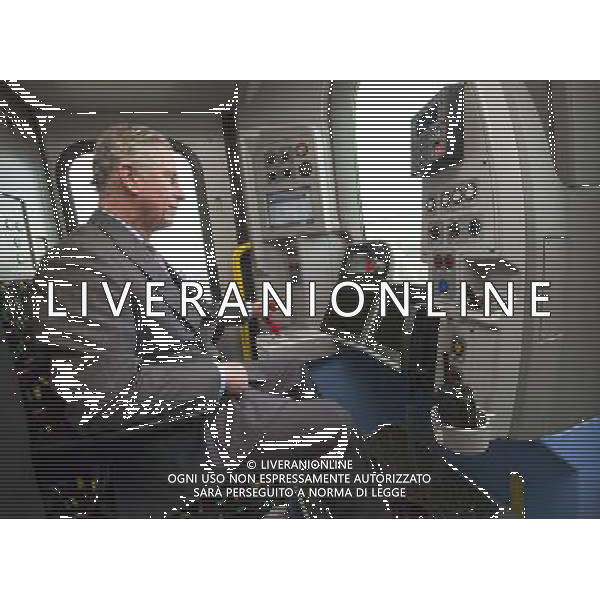 The Prince of Wales visited Bombardier Transportation, he toured the facility and met members of the workforce, and then drove a London Underground tube train built for the Metropolitan line at their factory in Derby. H ©photoshot/AGENZIA ALDO LIVERANI SAS - ITALY ONLY - REALI INGLESI: Il Principe Carlo d\'inghilterra in visita al Bombardier Transportation, ha visitato la struttura e incontrato i membri della forza lavoro, e poi guidato un treno per la metropolitana di Londra costruito presso lo stabilimento di Derby.