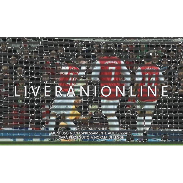 UEFA Champions League 2011/2012 Ottavi di Finale Ritorno Londra - 06.03.2012 Arsenal-Milan Nella Foto:parata abbiati su van persie /Ph.Vitez-Ag. Aldo Liverani