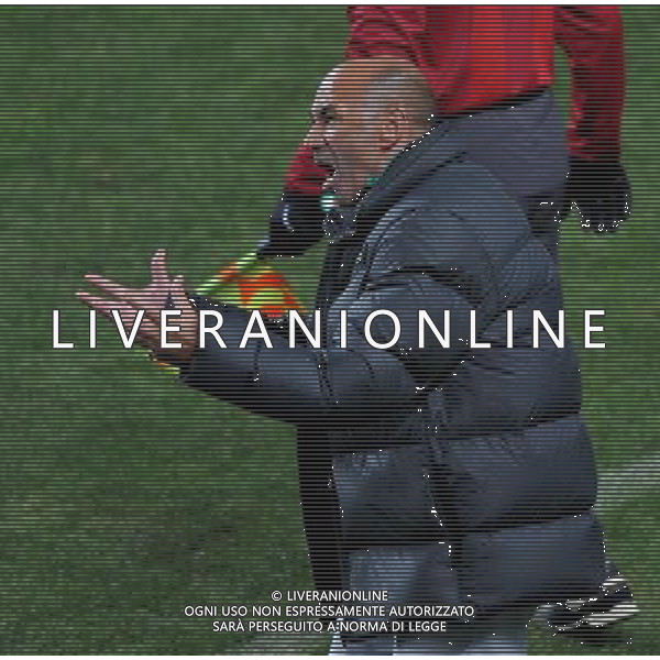 (120306) -- ULSAN, March 6, 2012 () -- Pacheco, head coach of Beijing Guoan reacts during the Group F match of the AFC Champions League against Ulsan Hyundai in Ulsan, South Korea, March 6, 2012. Ulsan Hyundai won 2-1. (/Chen Xiaowei) AG ALDO LIVERANI S A S ONLY ITALY