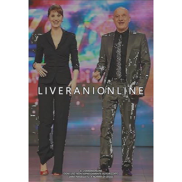 06/03//2012 TRASMISSIONE TV MEDIASET ZELIG - Teatro Arcimboldi nella foto PAOLA CORTELLESI CLAUDIO BISIO ph.Fiochi/AG ALDO LIVERANI SAS