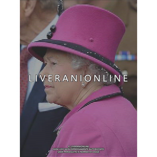  Picture Shows: The Queen, The Duke Of Edinburgh and The Duchess Of Cambridge visit Leicester, on Thursday March 08, 2012. ©photoshot/AGENZIA ALDO LIVERANI SAS - ITALY ONLY - REALI INGLESI: La Regina Elisabetta II d\'inghilterra accompagnata dal Duca di Edimburgo e da Kate Middleton Duchessa di Cambridge in visita a Leicester, 8 marzo 2012.
