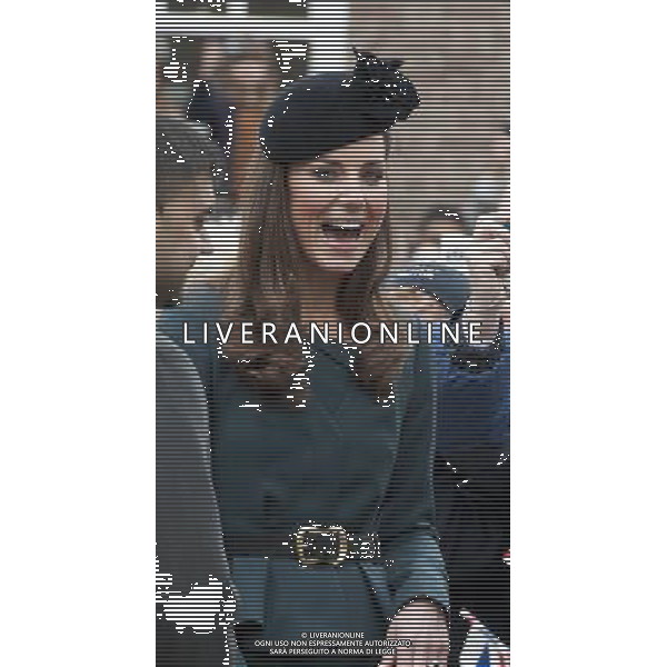  The Queen, accompanied by The Duke of Edinburgh and The Duchess of Cambridge, visiting Leicester Cathedral. ©photoshot/AGENZIA ALDO LIVERANI SAS - ITALY ONLY - REALI INGLESI: La Regina Elisabetta II d\'inghilterra accompagnata dal Duca di Edimburgo e da Kate Middleton Duchessa di Cambridge in visita a Leicester, 8 marzo 2012.