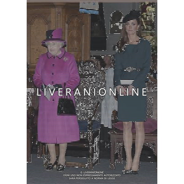  The Queen, accompanied by The Duke of Edinburgh and The Duchess of Cambridge, visiting Leicester Cathedral. ©photoshot/AGENZIA ALDO LIVERANI SAS - ITALY ONLY - REALI INGLESI: La Regina Elisabetta II d\'inghilterra accompagnata dal Duca di Edimburgo e da Kate Middleton Duchessa di Cambridge in visita a Leicester, 8 marzo 2012.