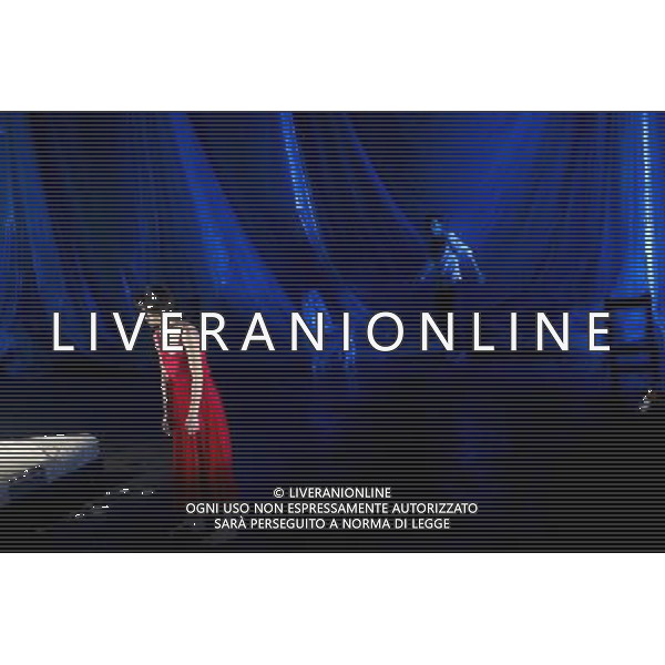 (120309) -- BEIJING, March 9, 2012 () -- Actor Liu Chang (Back) plays Ma Lu, a rhinoceros feeder who is in love with Ming Ming, played by actress Huang Xiangli (Front), during the latest production of \'Rhinoceros In Love\', an experimental play directed by Meng Jinghui, at Beehive Theater in Beijing, capital of China, March 8, 2012. \'Rhinoceros In Love\' tells the story of a rhinoceros feeder who falls in love with a beautiful woman. About 900 performances of the play have been staged in 36 cities worldwide since its debut in summer 1999. (/Jin Liangkuai) (lmm) ©photoshot/AGENZIA ALDO LIVERANI SAS - ITALY ONLY - Attori e attrici teatrali eseguire durante l\'ultima produzione di \'rinoceronte in amore\', un rappresentazione sperimentale diretto da Meng Jinghui, al Teatro Beehive a Pechino, capitale della Cina, 8 marzo 2012.