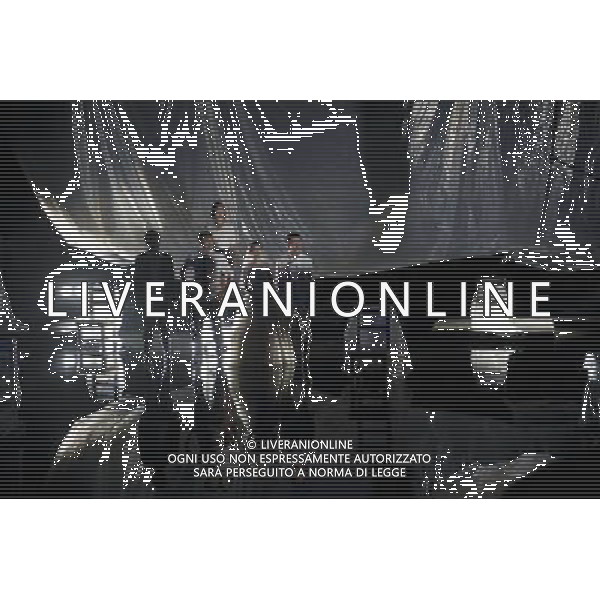 (120309) -- BEIJING, March 9, 2012 () -- Actors and actresses perform during the latest production of \'Rhinoceros In Love\', an experimental play directed by Meng Jinghui, at Beehive Theater in Beijing, capital of China, March 8, 2012. \'Rhinoceros In Love\' tells the story of a rhinoceros feeder who falls in love with a beautiful woman. About 900 performances of the play have been staged in 36 cities worldwide since its debut in summer 1999. (/Jin Liangkuai) (lmm) ©photoshot/AGENZIA ALDO LIVERANI SAS - ITALY ONLY - Attori e attrici teatrali eseguire durante l\'ultima produzione di \'rinoceronte in amore\', un rappresentazione sperimentale diretto da Meng Jinghui, al Teatro Beehive a Pechino, capitale della Cina, 8 marzo 2012.