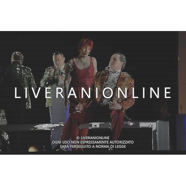 The UK premiere of a new opera Miss Fortune by leading British opera composer Judith Weir transposes the Sicilian folktale Misfortune to today as the daughter of a rich family turns her back on wealth to make her own way in the world. Royal Opera House, Covent Garden, London. : Emma Bell has Tina (Miss Fortune) and Alan Ewing has Lord Furtune ©PHOTOSHOT/Agenzia Aldo Liverani Sas - ITALY ONLY - EDITORIAL USE ONLY ©photoshot/Agenzia Aldo Liverani Sas - ITALY ONLY - La prima nel Regno Unito di una nuova opera teatrale di Miss Fortune del compositore d\'opera britannica Judith Weir al Royal Opera House, Covent Garden, Londra