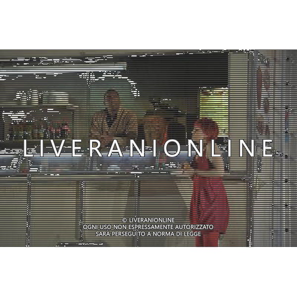 The UK premiere of a new opera Miss Fortune by leading British opera composer Judith Weir transposes the Sicilian folktale Misfortune to today as the daughter of a rich family turns her back on wealth to make her own way in the world. Royal Opera House, Covent Garden, London. : Noah Stewart has Hassan and Emma Bell has Tina (Miss Fortune) ©PHOTOSHOT/Agenzia Aldo Liverani Sas - ITALY ONLY - EDITORIAL USE ONLY ©photoshot/Agenzia Aldo Liverani Sas - ITALY ONLY - La prima nel Regno Unito di una nuova opera teatrale di Miss Fortune del compositore d\'opera britannica Judith Weir al Royal Opera House, Covent Garden, Londra