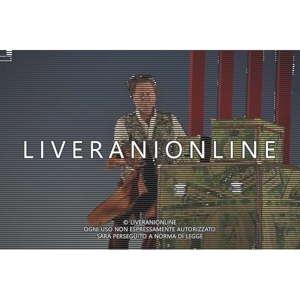 The UK premiere of a new opera Miss Fortune by leading British opera composer Judith Weir transposes the Sicilian folktale Misfortune to today as the daughter of a rich family turns her back on wealth to make her own way in the world. Royal Opera House, Covent Garden, London. : Alan Ewing has Lord Fortune ©PHOTOSHOT/Agenzia Aldo Liverani Sas - ITALY ONLY - EDITORIAL USE ONLY ©photoshot/Agenzia Aldo Liverani Sas - ITALY ONLY - La prima nel Regno Unito di una nuova opera teatrale di Miss Fortune del compositore d\'opera britannica Judith Weir al Royal Opera House, Covent Garden, Londra