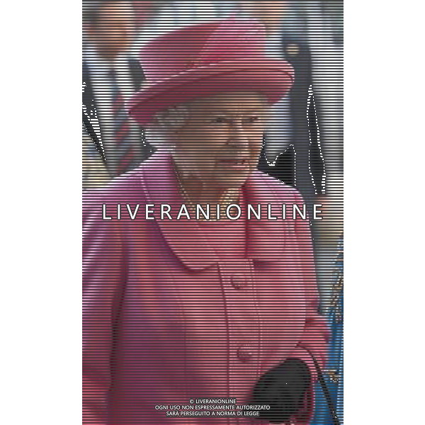 HM The Queen and HRH The Duke of Edinburgh, accompanied by TRH The Prince of Wales, The Duchess of Cornwall and The Countess of Wessex will attend the annual Commonwealth Observance at Westminster Abbey. 12-3-12 ©photoshot/AGENZIA ALDO LIVERANI SAS - ITALY ONLY - REALI INGLESI: Celebrazione annuale del Commonwealth all\'Abbazia di Westminster a Londra La regina Elisabetta II d\'inghilterra